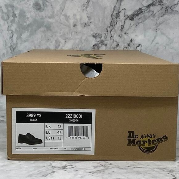 Dr. Martens Mens 13M Black Awley 8 Eye Leather Combat Boots Lace Up Lug Sole A14 - Picture 10 of 11